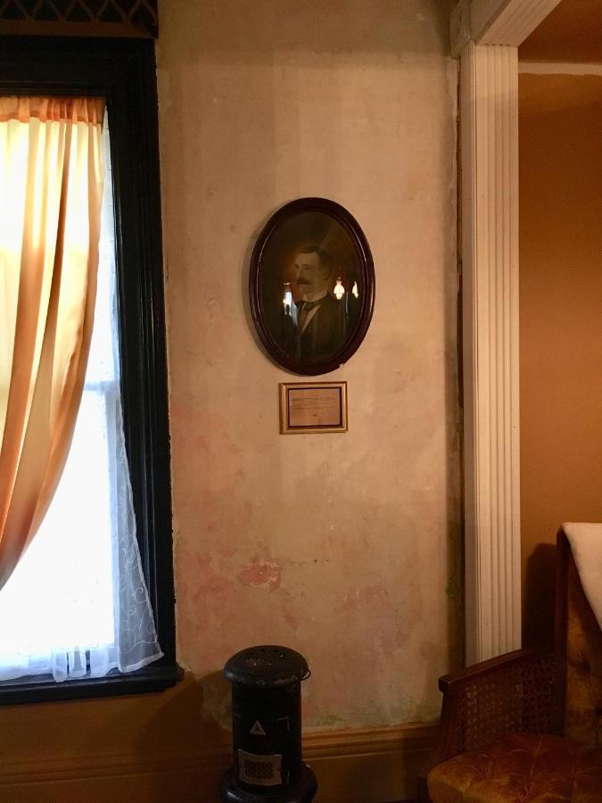 Aaron House Of Niagara Falls Bed and Breakfast Buitenkant foto